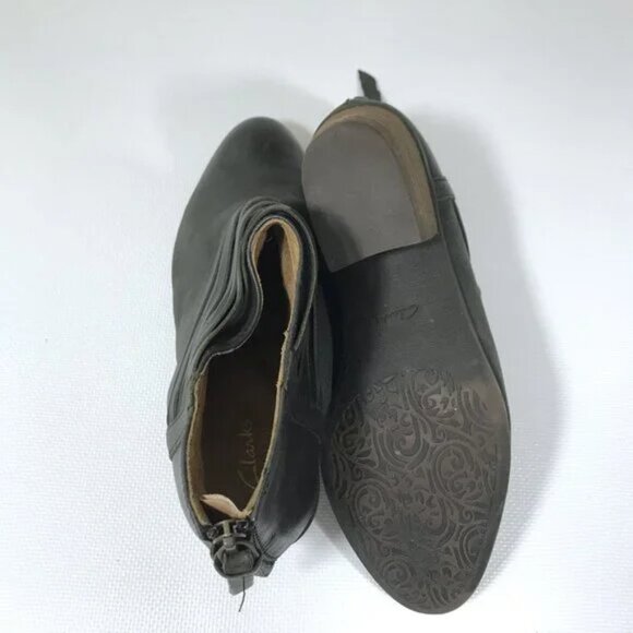 Clarks Leather Ankle Boots Black Size 5 - Picture 8 of 10